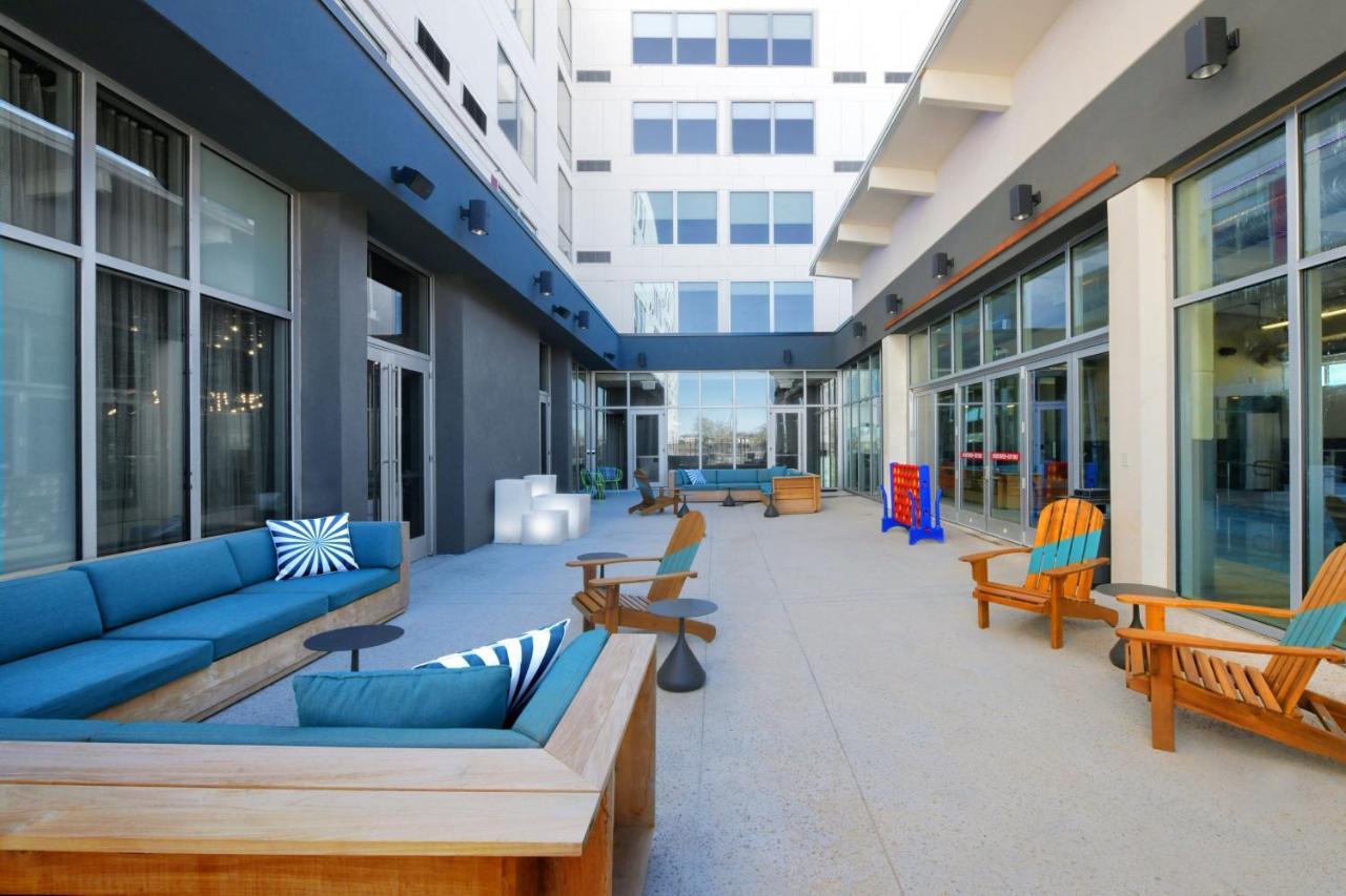 Aloft Lubbock Hotel Exterior photo
